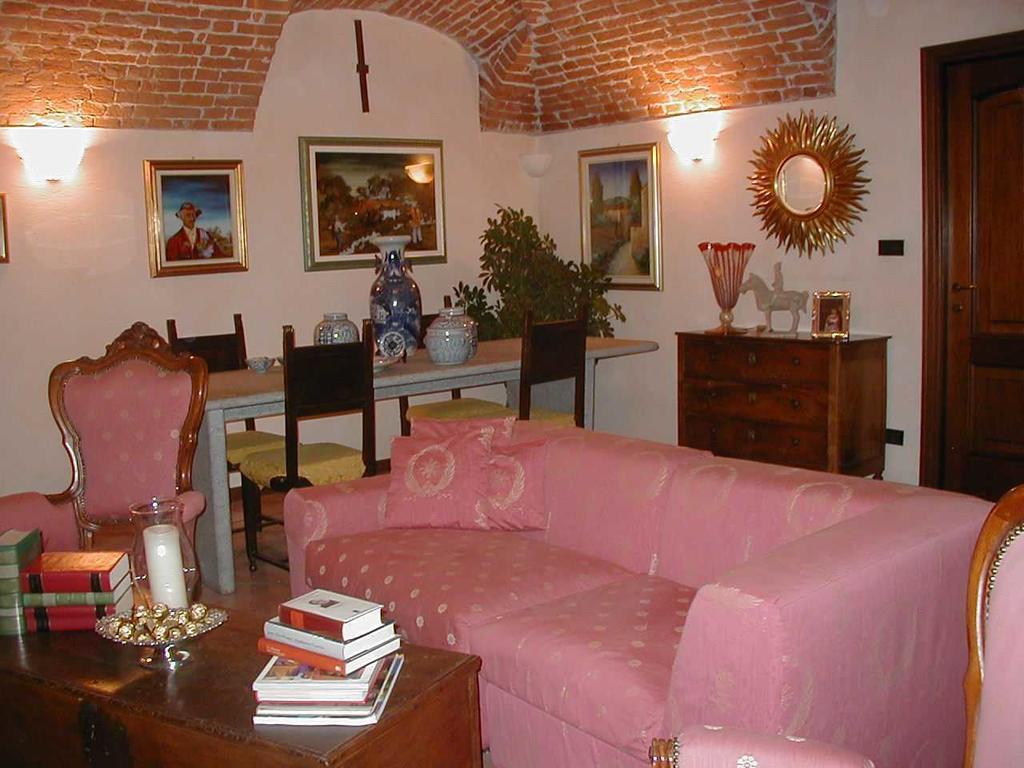 Torre Dei Frati Bed & Breakfast Fossano Ngoại thất bức ảnh